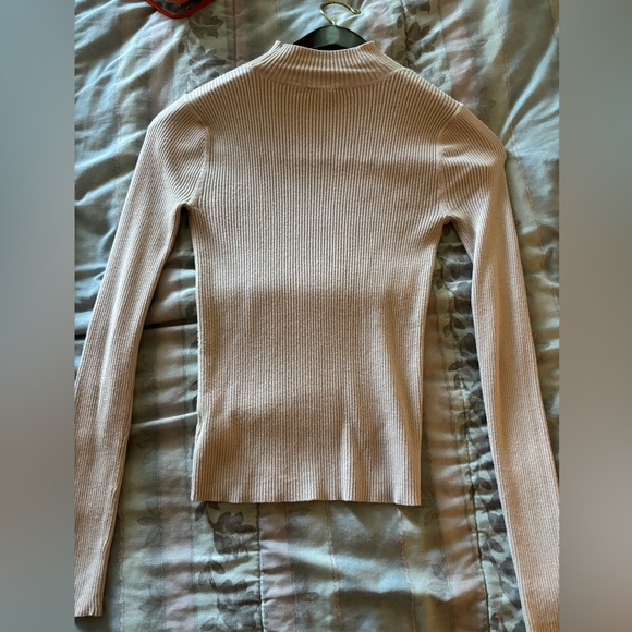 Express light pink top - Picture 5 of 5